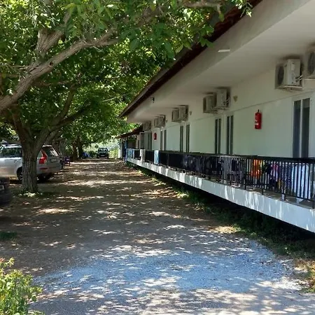 Pydnarooms מלון דירות Skala Alykis