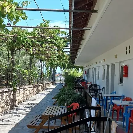 Pydnarooms Skala Alykis